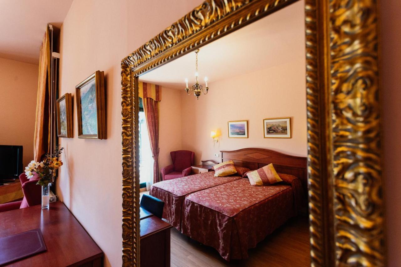 Hotel De Camprodon Kültér fotó