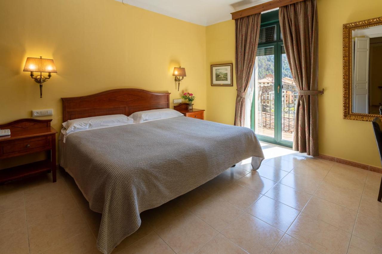Hotel De Camprodon Kültér fotó